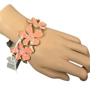 VERA BRADLEY FLOWER ENAMEL STRETCH BRACELET GOLD TONE WITH CORAL MSP $54